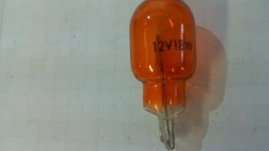 LAMPADINA ARANCIONE 12V 18 W T15 - Imagen 1 de 1