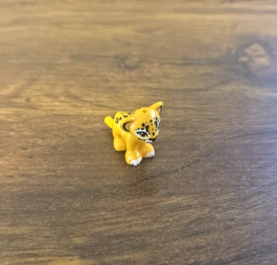 Lego Jaguar Gato Minifigura Bebé Cachorro con Rosetas Negras Manchas Disney Encanto Foto 1 de 3