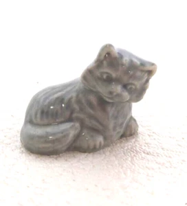 Rote Rose Tee Wade Keramik Sammlerstücke Figur grau Katze Kätzchen - Bild 1 von 7