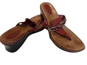 Minnetonka Wedge Sandals Red Silver Buckles Size 9 Braided Stitching Accents - Picture 1 of 6