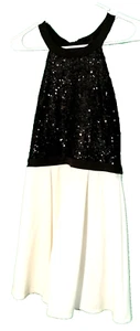Junior Women’s B. Darlin Lace Halter Neck Black& White Dress Sz 9/10 Homecoming - Picture 1 of 6