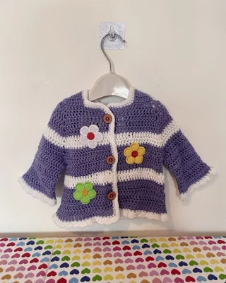 Cardigã com capuz listrado de crochê roxo margarida feito à mão bebê 9-12 meses - Imagem 1 de 3