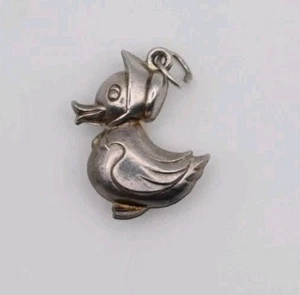 Pulsera vintage de plata esterlina con dije o collar colgante de pato en capó para niña - Imagen 1 de 3