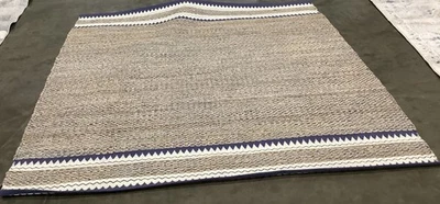 Tapete NATURAL/MARINHO 6'-0" x 6'-0" com defeito, preço reduzido 1172682991 NF874N-6SQ - Imagem 1 de 4