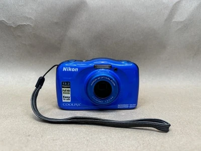 Nikon COOLPIX W100 Blue Digital Camera 13.2 MP Waterproof - Image 1 of 4