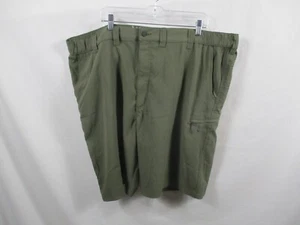 Wrangler Mens Shorts 46 Green Bermuda Outdoor Flat Front Pockets Polyester - Picture 1 of 10