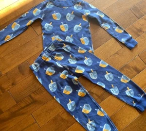 Hanna Andersson 100 Größe 4 Mädchen Jungen Chanukka Schlafanzug Bio Langarm Schlafanzug - Bild 1 von 4