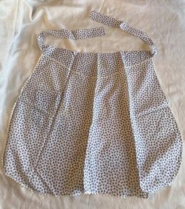 Vtg Mid Century Half Apron Cupcakes Envelope Pocket Handmade Cotton Scalloped - Picture 1 of 9