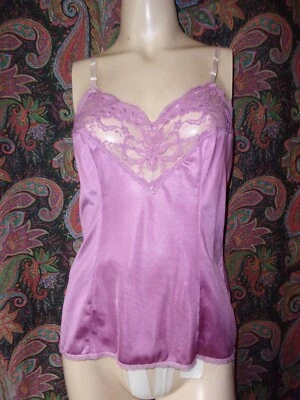 Lencería camisola princesa encaje nailon púrpura vintage Vassarette 36 Foto 1 de 4