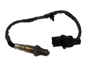 Bosch Oxygen Sensor 15667 For Infiniti Nissan Volvo 350Z C70 FX35 G35 M35 99-08 - Picture 1 of 5