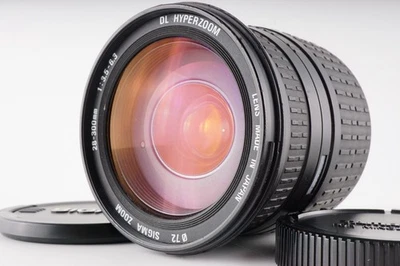 Lente zoom Exc+5 Sigma SIGMA 28-300 mm f/3,5-6,3 DL Hyperzoom de Japón Foto 1 de 4