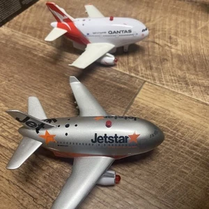 Playtime Daron Pull Back Light Up Qantas And Jetstar Planes Price For The Pair - Picture 1 of 10