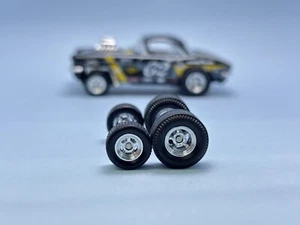 R518 Hotwheels 1/64 piloti reali # cromo 10/13 mm, ruote in gomma Corvette Gasser - Foto 1 di 4
