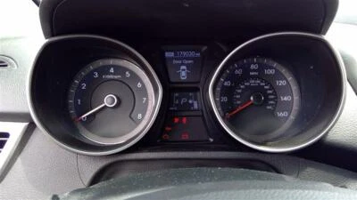 Medidor de velocímetro usado se adapta a: Hyundai Elantra Cluster 2014 MPH mercado de EE. UU. HTBK GT Foto 1 de 4