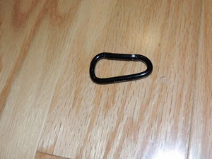 Original Karabiner Gürtelclip D-Ring Schlüsselanhänger Haken Schlaufe für Beats Studio Executive - Bild 1 von 2