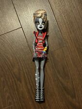 Meowlody Monster High Doll: Zombie Shake Version