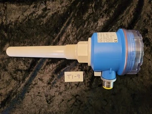 Endress and Hauser FCT260 Minicap, probe length of 5.5", AC/DC, NEVER USED - Picture 1 of 7