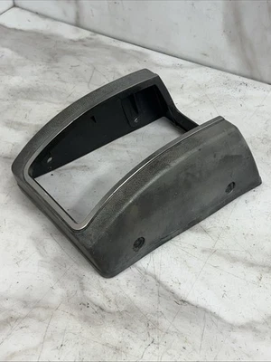 88-90 Toyota Land Cruiser FJ62 automatic auto transmission shifter Trim Gray - Image 1 of 4