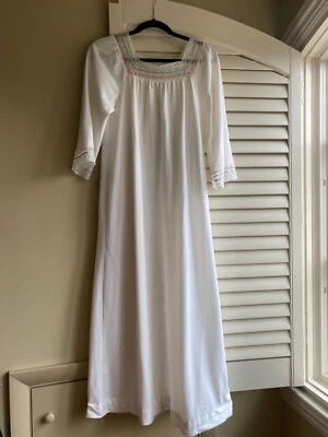 Camisón vintage Givenchy París años 60 blanco encaje y cinta MCM Audrey Hepburn Foto 1 de 4