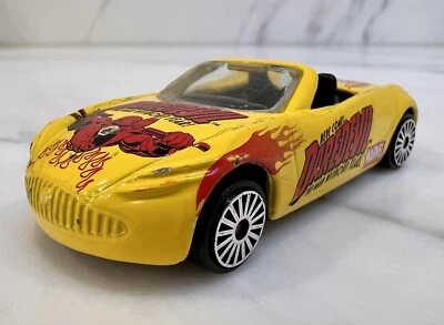 Maisto 2001 Buick Bengal Concept Marvel Daredevil Diecast Car Convertible 1:64  Foto 1 de 4