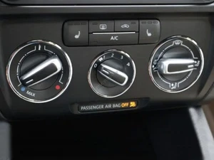 Pour VW Jetta 2004-2010 Anneaux en aluminium poli pour le tableau de bord x3 - Picture 1 of 7