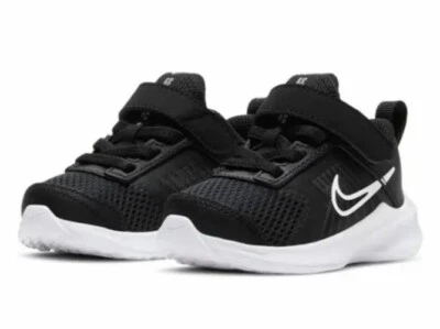 Nuevo Nike Downshifter 11 Bebés Niños Zapatos Atléticos Talla 4 c Negro Foto 1 de 4