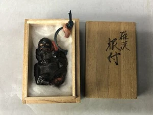 Y8535 NETSUKE wood carving coral work Arhat box Japan antique kimono accessory - Picture 1 of 10