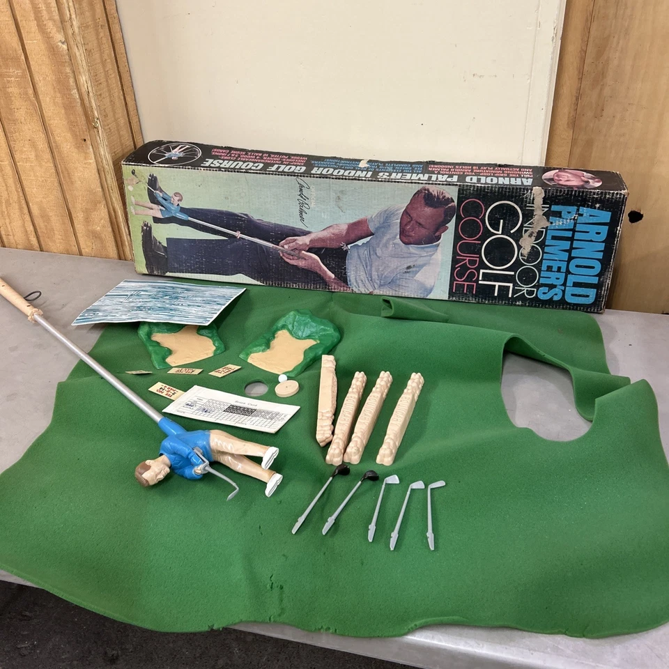 Vintage 1968 Arnold Palmer's Indoor Golf Course Game MARX 5280 Large - Image 1 of 4