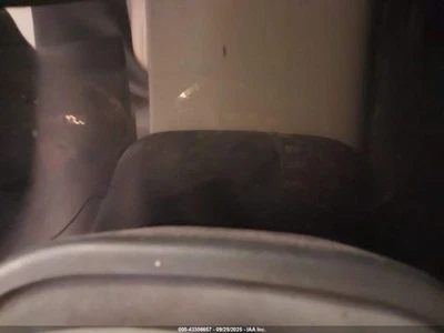 Used Windshield Wiper Motor fits: 2005 Lincoln Navigator motor and linkage Grade - Image 1 of 4