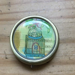 Vintage 60er Messing Vogelkäfig Musik Design rund 3 Teiler Pillendose Pillendose aufklappbar - Bild 1 von 4
