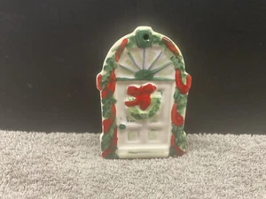 Gail Pittman/vintage/ Christmas Front Door Ornament/ Mint - Picture 1 of 6