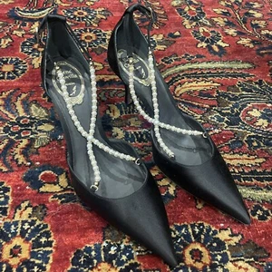 Rene Caovilla Heels Elizana Black Satin Pearls D'orsay Size 37 1/2 US 7 - Picture 1 of 10