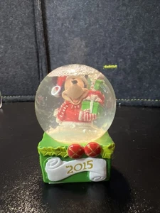 Mickey Mouse 2015 Holding Gift Christmas Snow Globe JC Penny Black Friday Disney - Picture 1 of 5