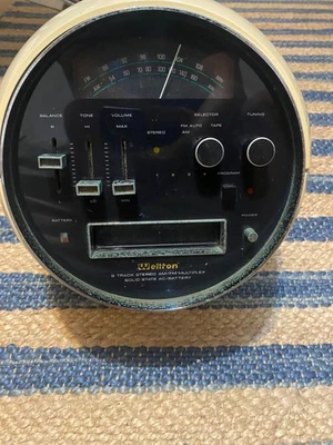 Weltron Modelo 2001 AM/FM Reproductor de 8 Pistas - Radio "Space Ball" - 1972 Japón Foto 1 de 4