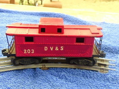 VINTAGE IN ORIGINAL CONDITION LIONEL TRAIN RED Caboose #203 - Image 1 of 4