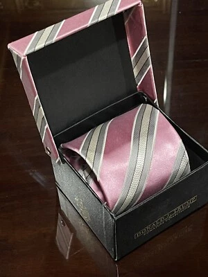 Corbata de seda President DONALD J. TRUMP en caja de presentación rara Foto 1 de 4