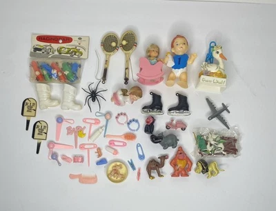 Lote de decoraciones y adornos vintage para pasteles y cupcakes Foto 1 de 4