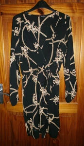 BOOHOO - VESTIDO ESTAMPADO NEGRO - ESTILO ENVOLVENTE - TALLA 10 - Imagen 1 de 5