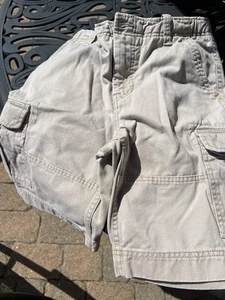 Gap Kids 14 Regular cargo shorts with adjustable waist preowned - Picture 1 of 4