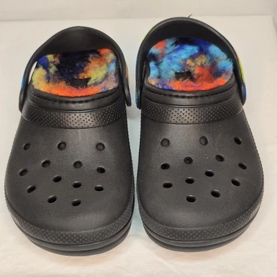 Zapatos Crocks Sandalias Juveniles Talla 2 Negros Con Interior Difuso Excelente Estado Foto 1 de 4