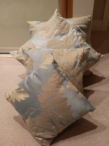 4 NEW matching cushions (Assorted sizes) - Picture 1 of 4