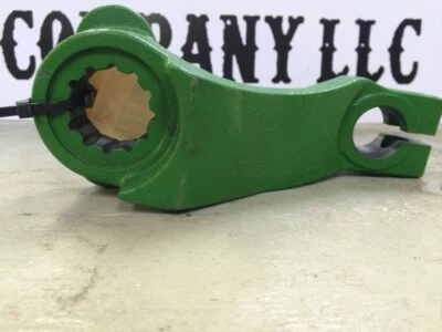 KNIFE DRIVE ARM,FITS MANY JOHN DEERE Mower Conditioner,Swather/Windrower, MODELS - Image 1 of 3