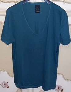 ABBIGLIAMENTO UOMO - MAGLIETTA VERDE - ZARA - TAGLIA L - SPALLE CM 45  - Foto 1 di 2