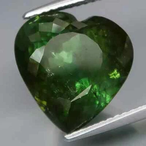 Tourmaline verte du Mozambique, taille coeur/11,04 carat - Picture 1 of 1