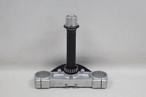 Ducati Monster 620 2006 Lower Triple Tree Yoke Clamp Steering Head 34220151C - Picture 1 of 6