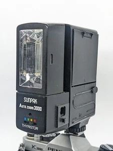 Sunpak Auto Zoom 3000 Thyristor Flash + Remote Sensor - Picture 1 of 8