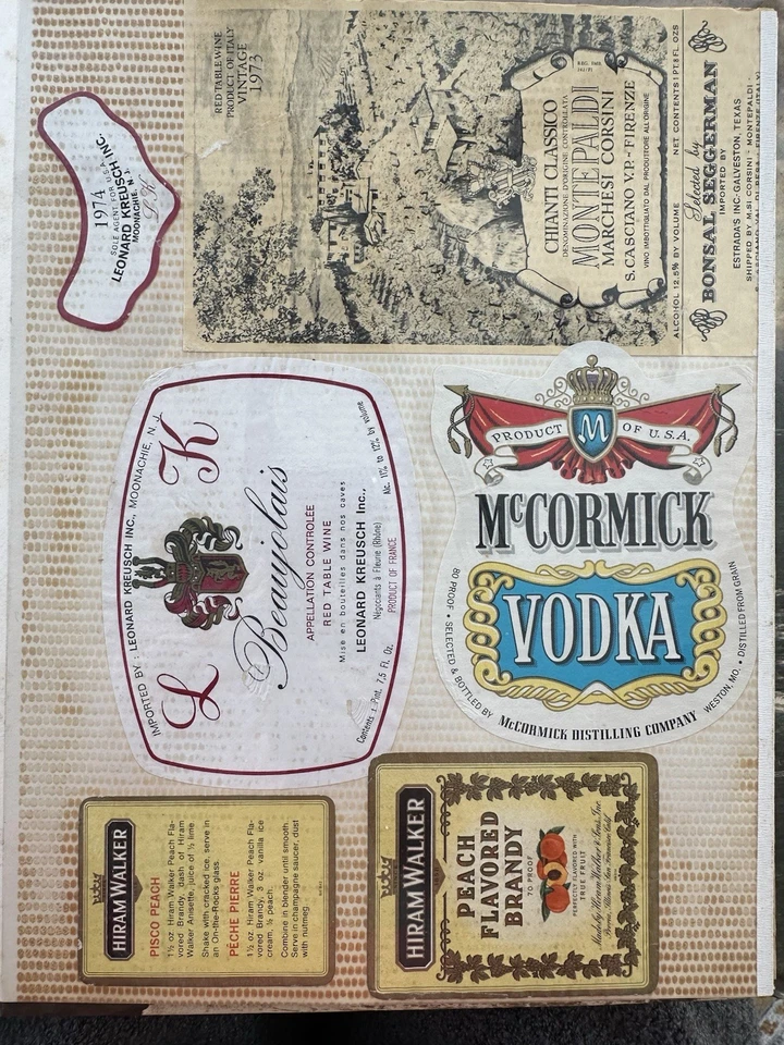 Álbum de recortes de 50+ etiquetas vintage de vino licor cerveza colección internacional RARA Foto 1 de 4