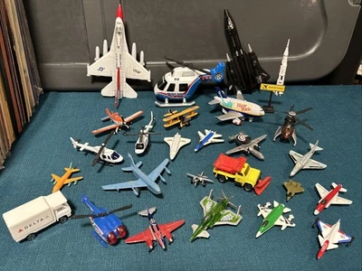 25 Vintage Plane & Helicopter Die Cast Navy Space Rocket Jet Matchbox Hot Wheels - Image 1 of 4