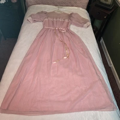 Vintage 60s/70s Prairie Maxi Dress Size L/XL Light Pink With White Lace - Image 1 of 4