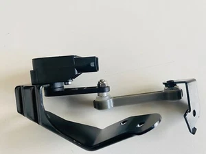 Rear Left Air Suspension Height Sensor with LINKAGE For Audi A8 (4E) 2002-2010 - Picture 1 of 12